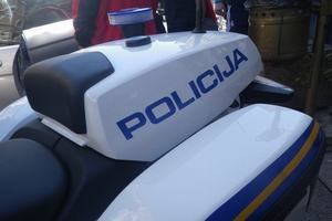 Slika /A Nove Fotke/motocikl08.JPG